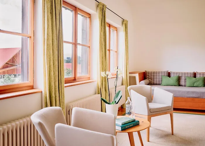 Tauroa G'schloessl Murtal Мини-отель 4*