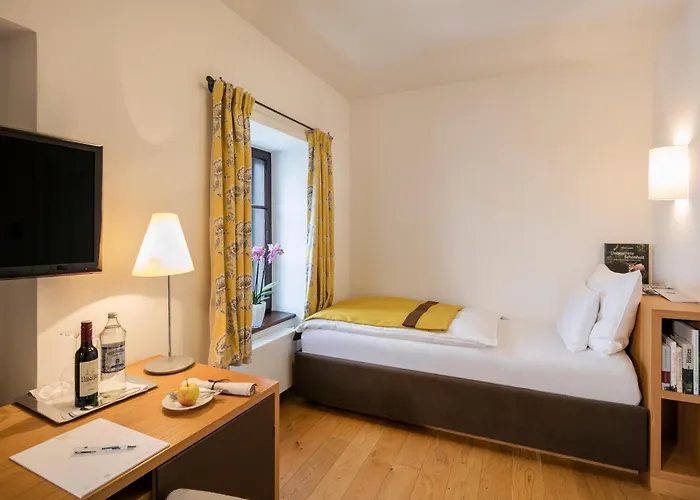 Tauroa G'schloessl Murtal 4* Großlobming