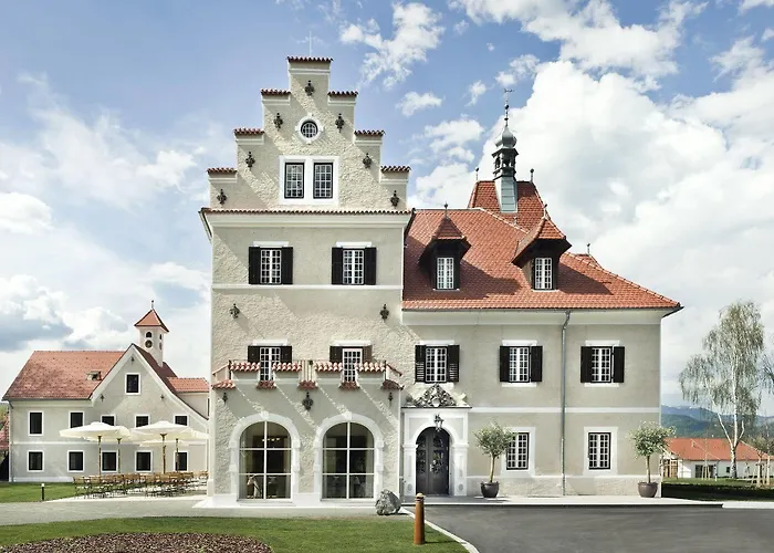 Tauroa G'schloessl Murtal Мини-отель 4*